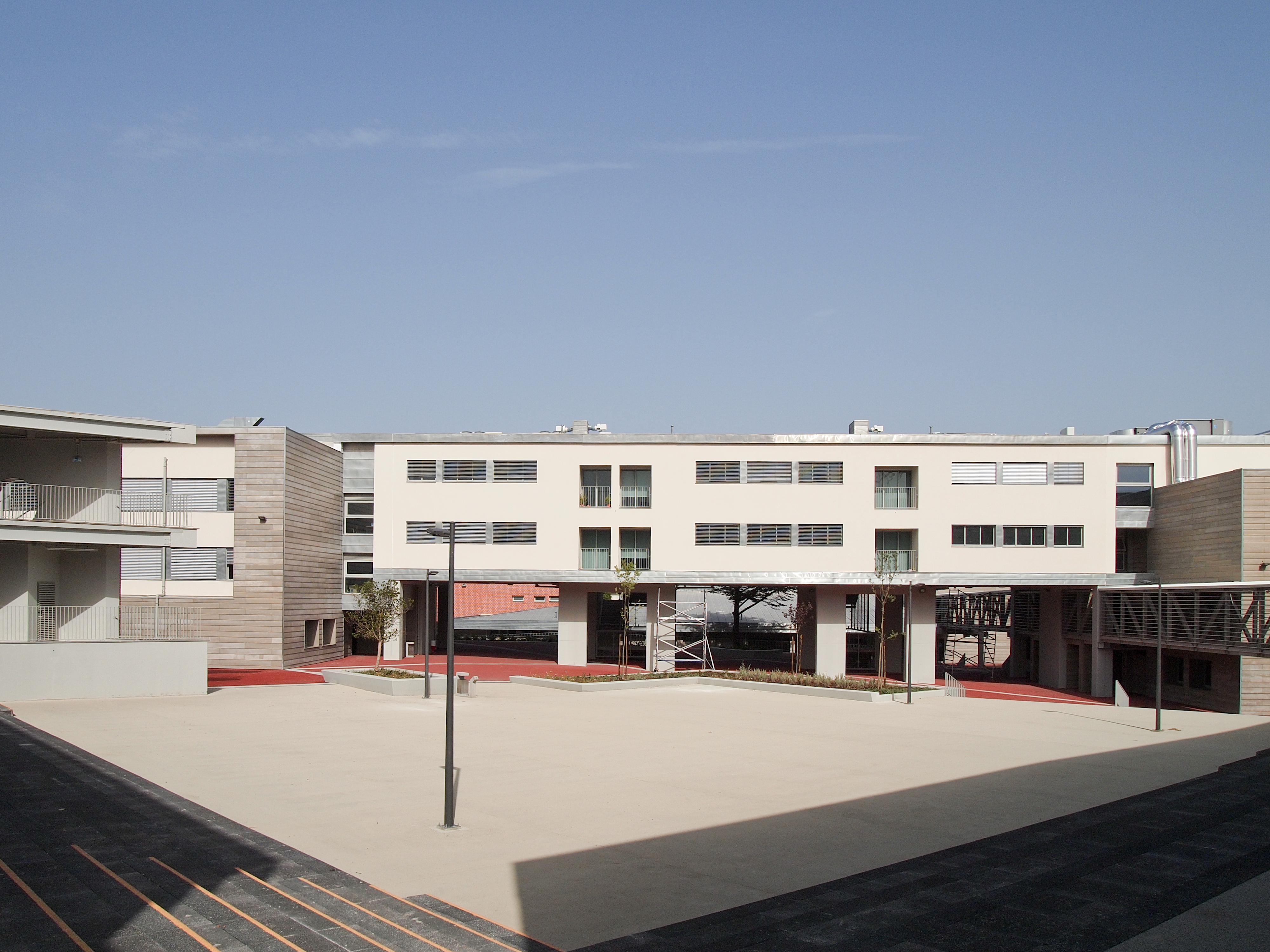ESCOLA SECUNDÁRIA D. JOÃO II